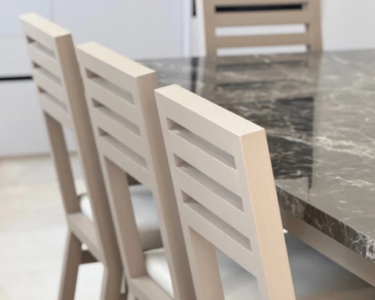 Ensemble Table et 8 Chaises